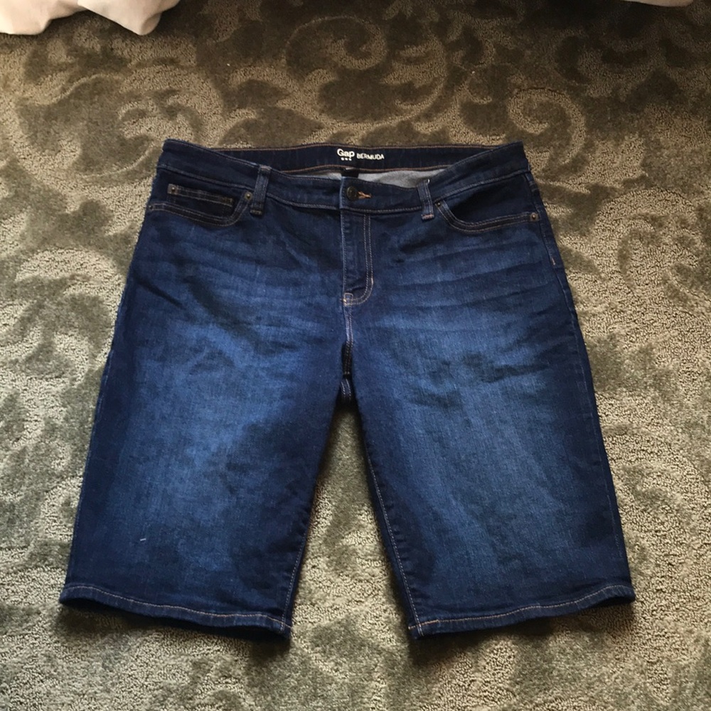 Jean Bermuda shorts